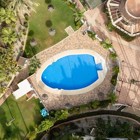 Casablanca 31 El Oasis Capistrano Nerja