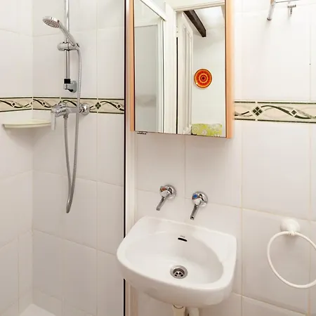 Casablanca 31 El Oasis Capistrano * Nerja